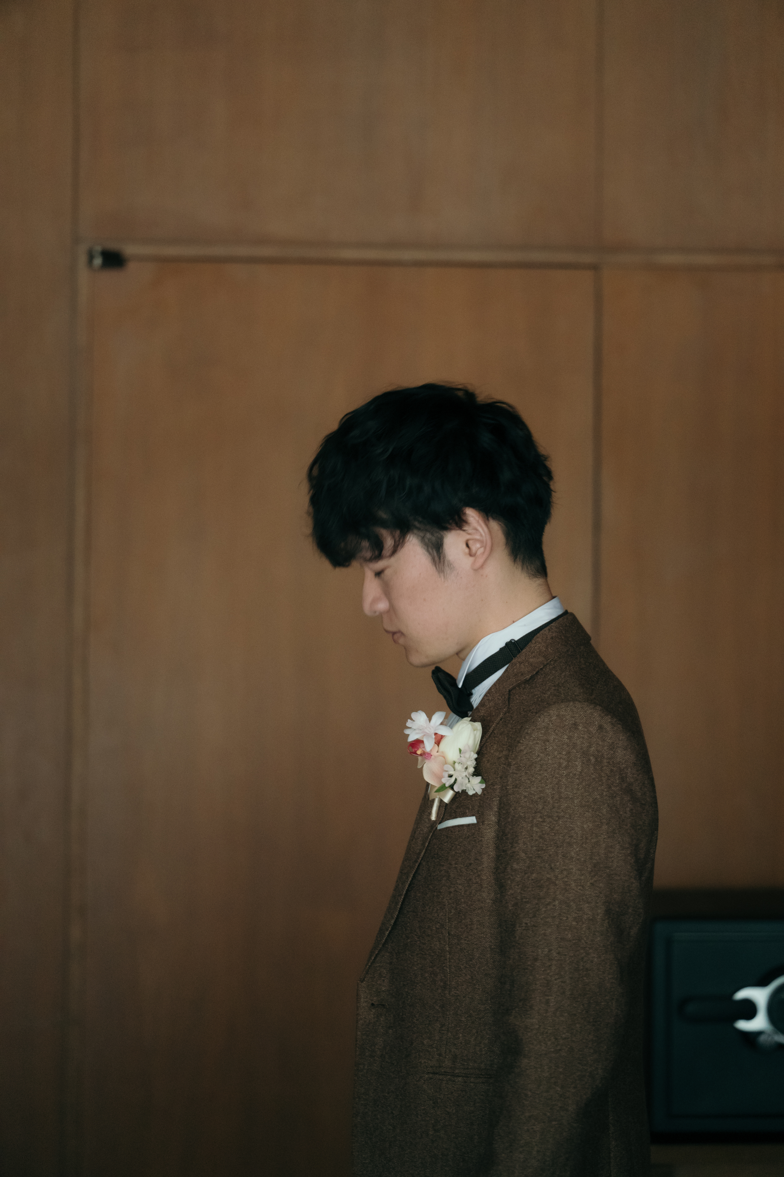 ８