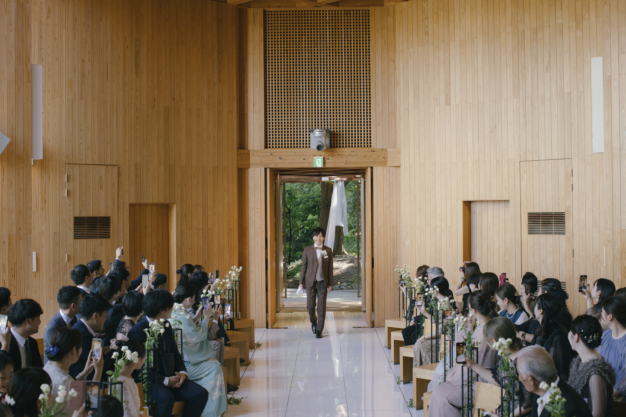 新郎入場