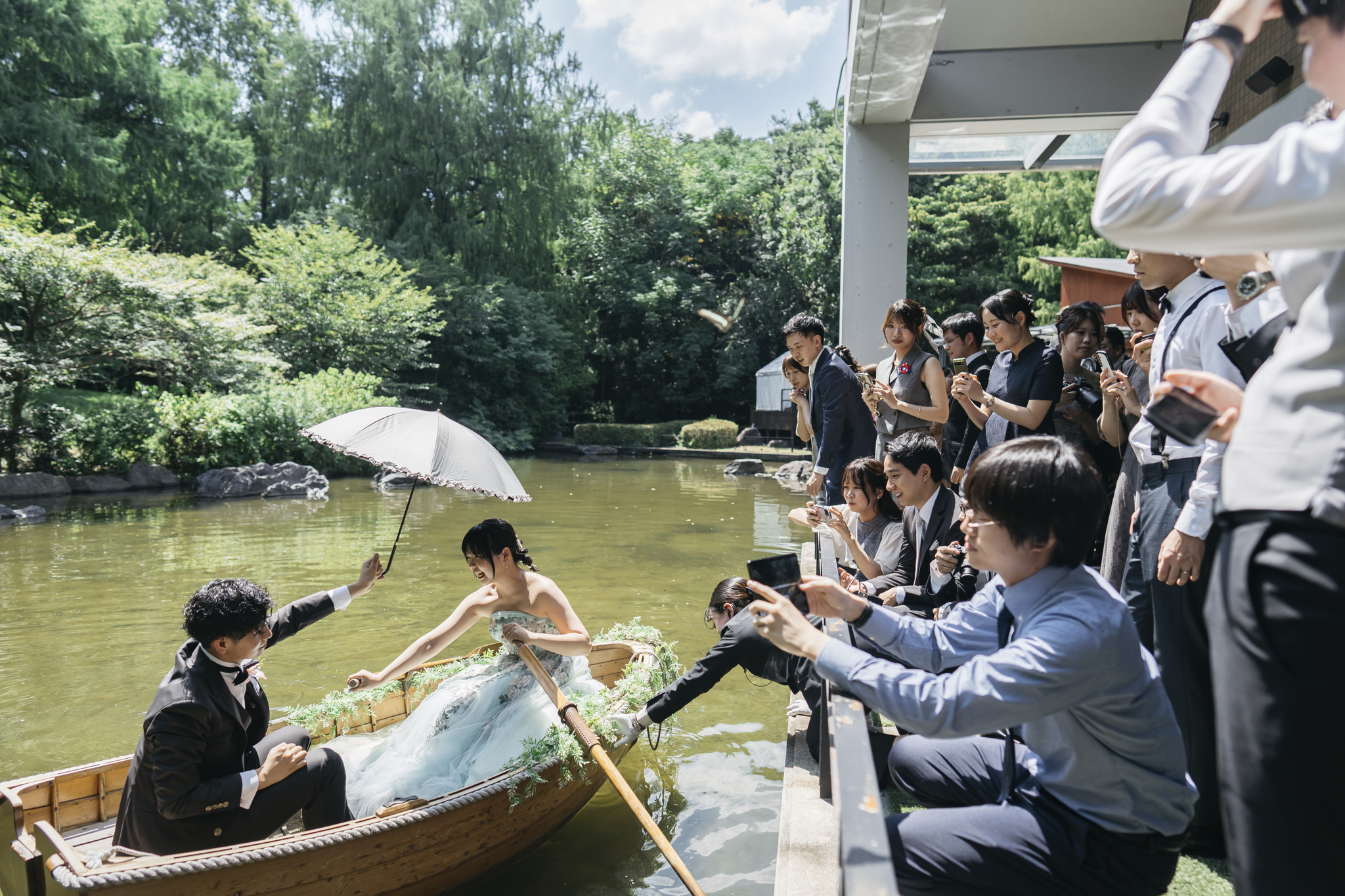 ボート入場 テラス 池