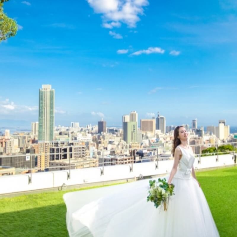 ドレスやデザートビュッフェ、演出など、選べるスペシャル特典付