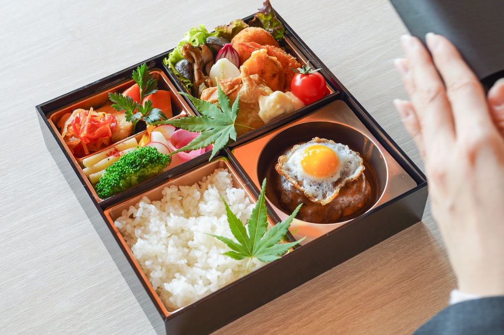 洋食弁当「相楽箱 春」