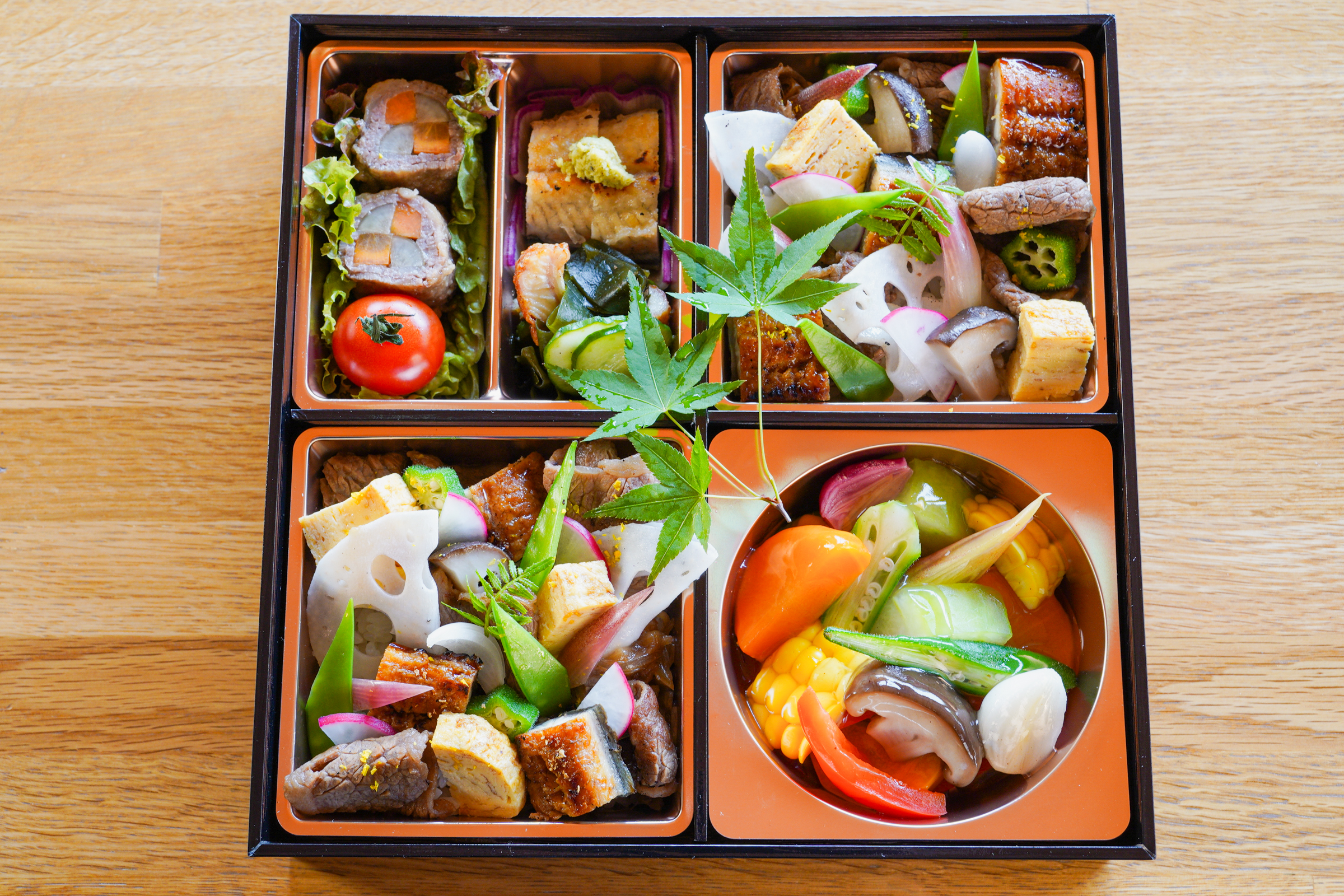 相楽園パーラー うな牛弁当