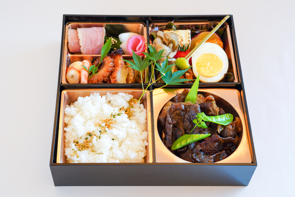 THE SORAKUEN　秋　紅葉弁当